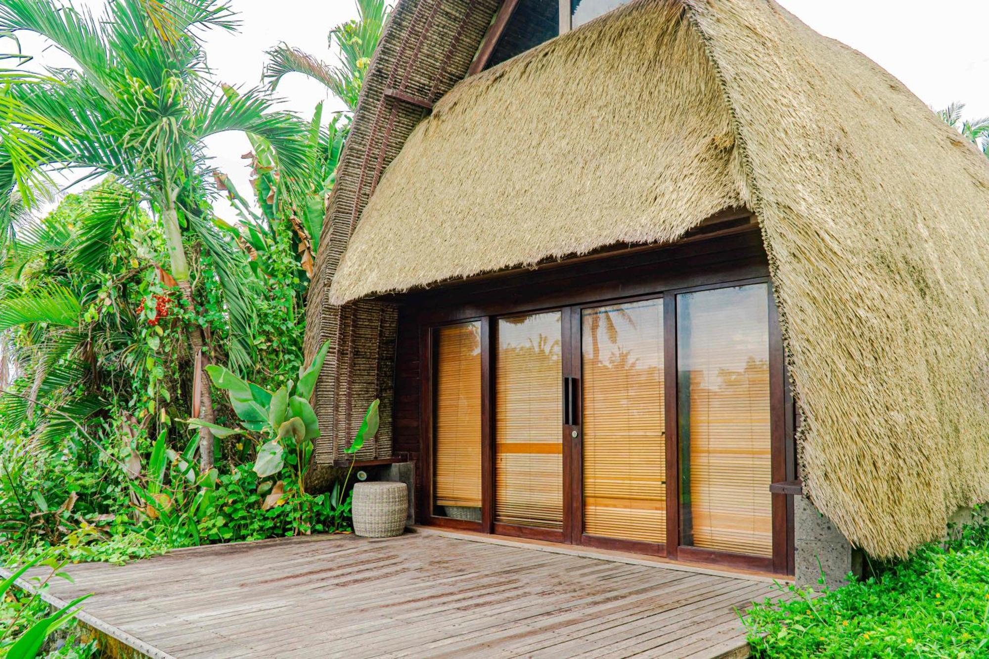 Wyndham Tamansari Jivva Resort Bali Siyut Exteriér fotografie A villa at the resort