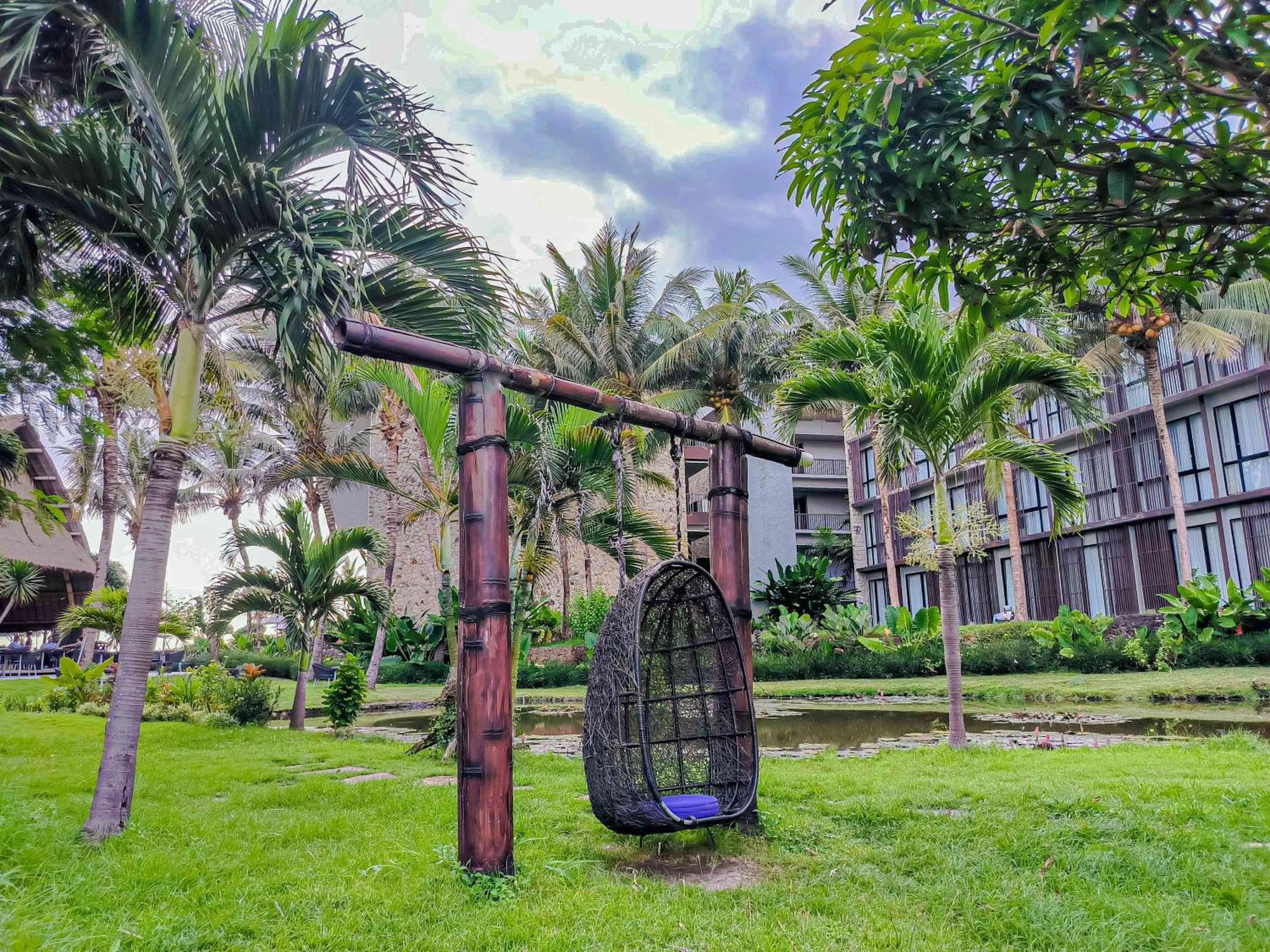Wyndham Tamansari Jivva Resort Bali Siyut Exteriér fotografie The resort's garden